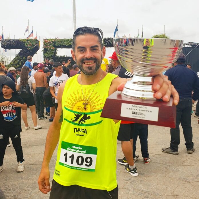 GONZI MONZON: UN AUTÉNTICO ESPIRITU INQUIETO QUE AYUDA DESDE EL DEPORTE