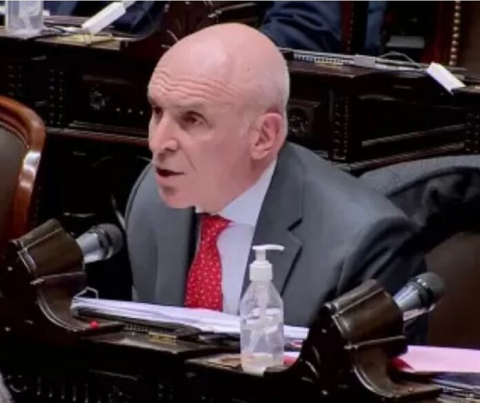 PARA PERETTA INCORPORACION DE ESPERT «POTENCIA LA ECONOMIA DE MERCADO QUE PROMUEVE PATRICIA BULLRICH»