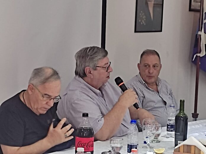 “LOS MEDICAMENTOS SEGUROS SOLO SE DEBEN VENDER EN FARMACIAS”